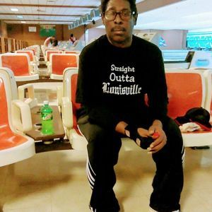 Meet your Posher, Larry